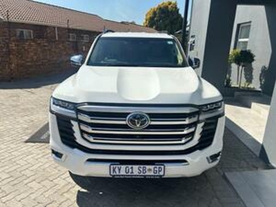 Toyota Land Cruiser 2023, Automatic - Cape Town