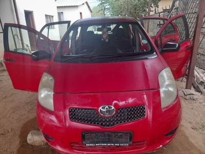 Toyota yaris in good condition