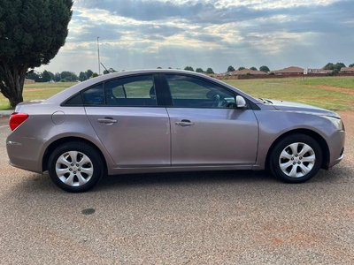 Used Chevrolet Cruze 1.6 for sale in Gauteng