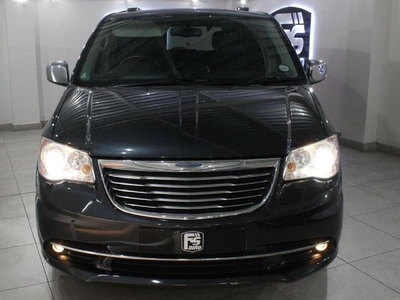 Used Chrysler Grand Voyager 2.8 Limited Auto for sale in Western Cape