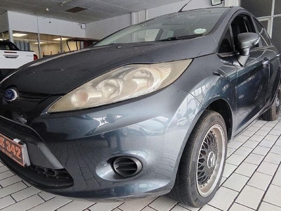 Used Ford Fiesta 1.6 Ambiente Auto 5