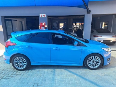 Used Ford Focus 1.0 EcoBoost Ambiente Auto for sale in Gauteng