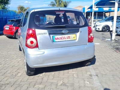 Used Kia Picanto 1.1 for sale in Gauteng