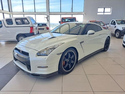 Used Nissan GT