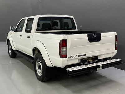 Used Nissan NP300 2.4i 4x4 Double