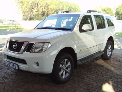 Used Nissan Pathfinder 3.0 dCi V6 LE Auto 4 X4 7 SEATER for sale in Gauteng