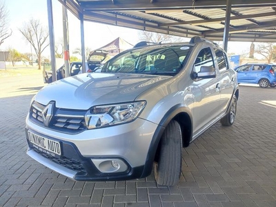 Used Renault Sandero 900T Stepway Expression for sale in North West Province