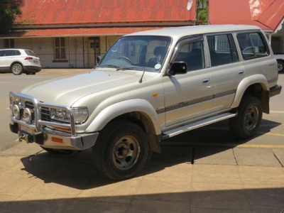 Used Toyota Land Cruiser 4.5 GX Station Wagon for sale in Kwazulu Natal