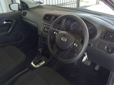 Used Volkswagen Polo Vivo 1.6 Comfortline Auto 5