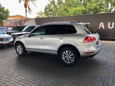 Used Volkswagen Touareg 3.0 V6 TDI Auto Bluemotion (180kW) for sale in Gauteng