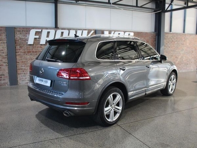 Used Volkswagen Touareg 3.0 V6 TDI Auto Bluemotion (180kW) for sale in Western Cape