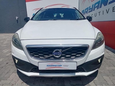 Used Volvo V40 CC T5 Elite Auto AWD for sale in Gauteng