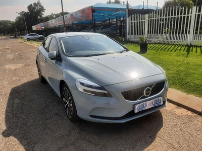 Used Volvo V40 T3 Excel for sale in Gauteng