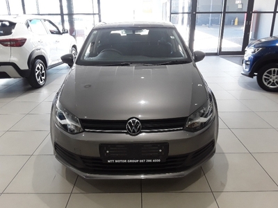 VOLKSWAGEN POLO VIVO 1.4 TRENDLINE