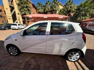 Used Hyundai i10 1.1 Motion Auto for sale in Gauteng