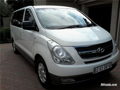 2011 Hyundai H1 2. 4 CVVT GLS 9-seater Bus White