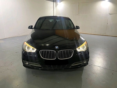 2017 BMW 520d GT -XENON HEADLIGHTS -Black leather interior -Super light on fuel-Black leather interi