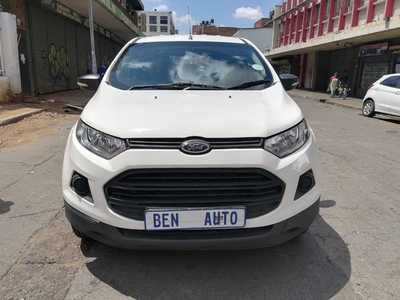 White Ford Ecosport 1.6 Ecoboost Titanium with 38000km available now!