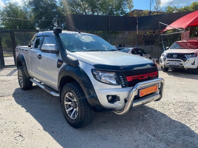 2015Ford Ranger 3.2 TDCi XLT 4x4 Super Cab AT, excellent condition, full service, 110000km, R185000