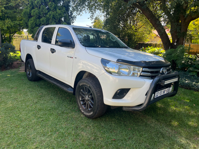 2016 Toyota Hilux Double Cab 2.4 GD6 4x2 Manual