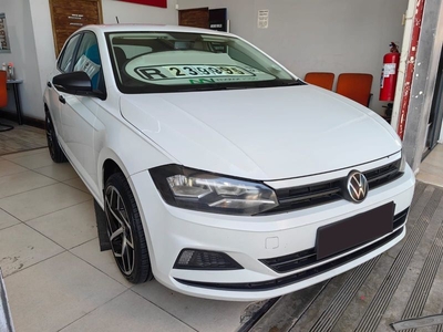 2021 Volkswagen Polo 1.0 Trendline with ONLY 85911kms CALL SAM 081 707 3443