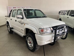 2002 Toyota Hilux 2700i 4x4 Double Cab Raider For Sale