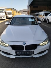 2013 BMW 3 Series 320i Modern For Sale