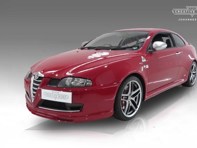 2011 Alfa Romeo GT 3.2 V6 Alfa Romeo 100 Limited Edition For Sale