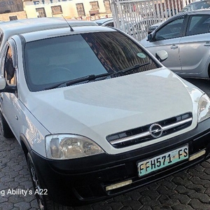 Opel Corsa 1.4 Utility with canopy Manual Petrol