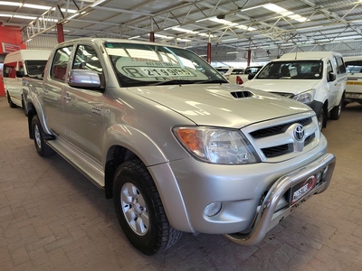 2006 Toyota Hilux 3.0 D-4D R/B Raider, with 176121kms at PRESTIGE AUTOS 021 592 7844
