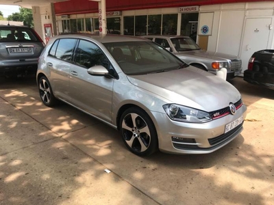 2014 VW Golf 7 TSi - Rent to Own