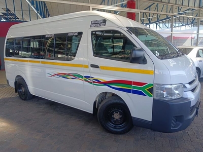 2016 Toyota Quantum 2.5 D-4D Sesfikile 16-Seater Bus with 237363kms CALL RICKY 060 928 6209