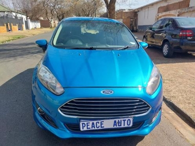 2017 Ford Fiesta 5-Door 1.0T Titanium For Sale in Gauteng, Johannesburg
