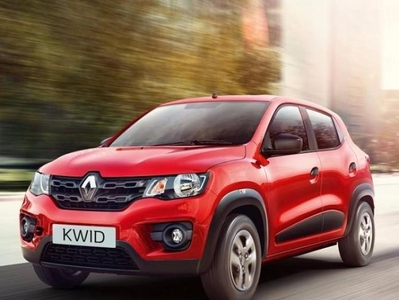 2017 Renault KWID Expression (1 YEAR INSURANCE INCLUDED WHILE STOCKS LAST)