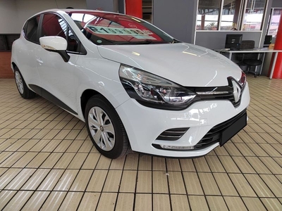 2019 Renault Clio 1.2 16V Authentique 5-Door, White with 42536km available now!