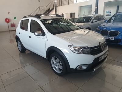 2020 Renault Sandero 900T Stepway Expression For Sale in Limpopo