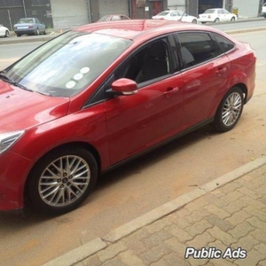 Ford Focus 1.6 Ambiente urgently want to sell my car