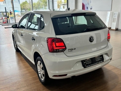 New Volkswagen Polo Vivo 1.4 Trendline 5