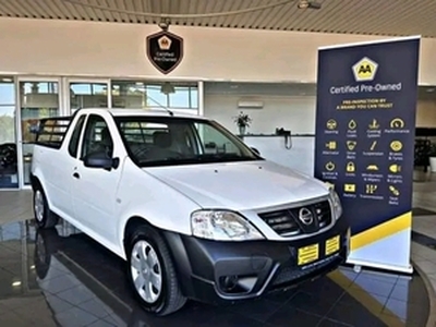 Nissan NP 300 2022, Manual, 1.6 litres - Cape Town
