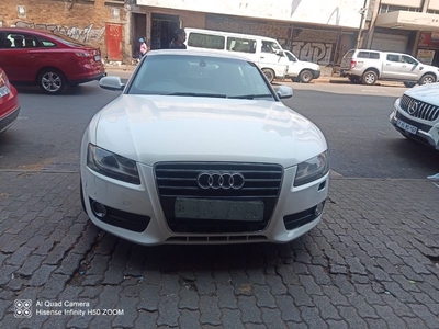 2012 Audi A4 1.4 TFSI Base, White with 82000km available now!