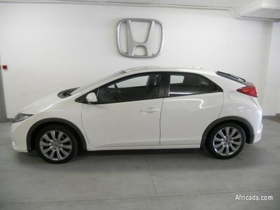 2012 Honda Civic hatch 1. 8 Executive White