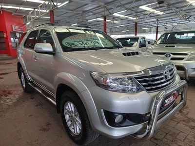 2012 Toyota Fortuner 3.0 D-4D R/Body Heritage AUTOMATIC WITH 236188 KMS, CALL JASON 063 702 6396