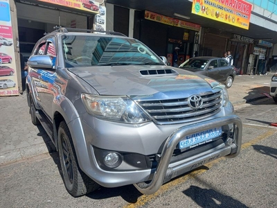 2014 Toyota Fortuner 3.0 D-4D 4x4 for sale!