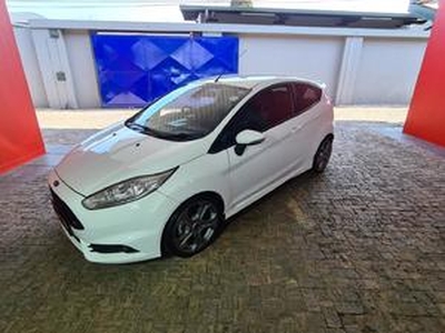 Ford Fiesta 2017, Manual, 1.6 litres - Rustenburg