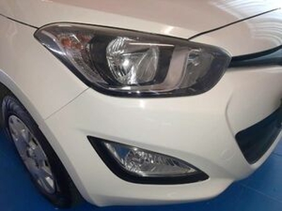 Hyundai i20 2014, Manual, 1.4 litres - Louis Trichardt