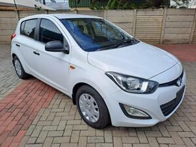 Hyundai i20 2015, Manual, 1.2 litres - Cape Town