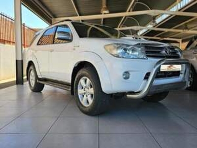 Toyota Fortuner 2010, Manual, 3 litres - Pretoria