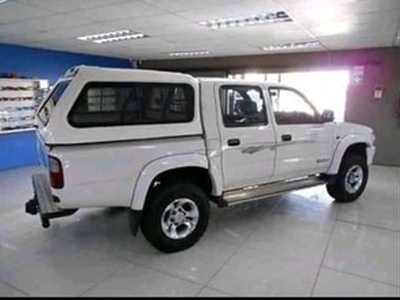 Toyota Hilux 2002, Manual, 2.7 litres - Krugersdorp North