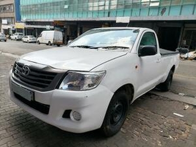 Toyota Hilux 2011, Manual, 2 litres - East London