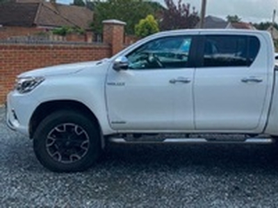 Toyota Hilux 2016, Automatic, 3 litres - Centurion